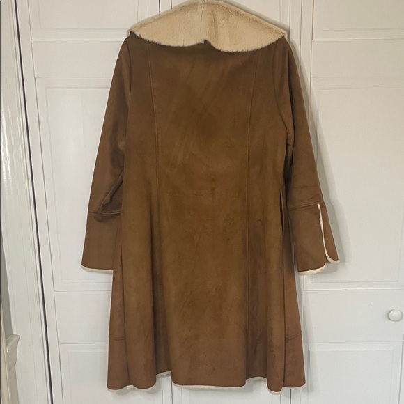 Donna Salyers’ Fabulous Furs Faux Fur Penny Lane Coat SzM - Picture 4 of 13